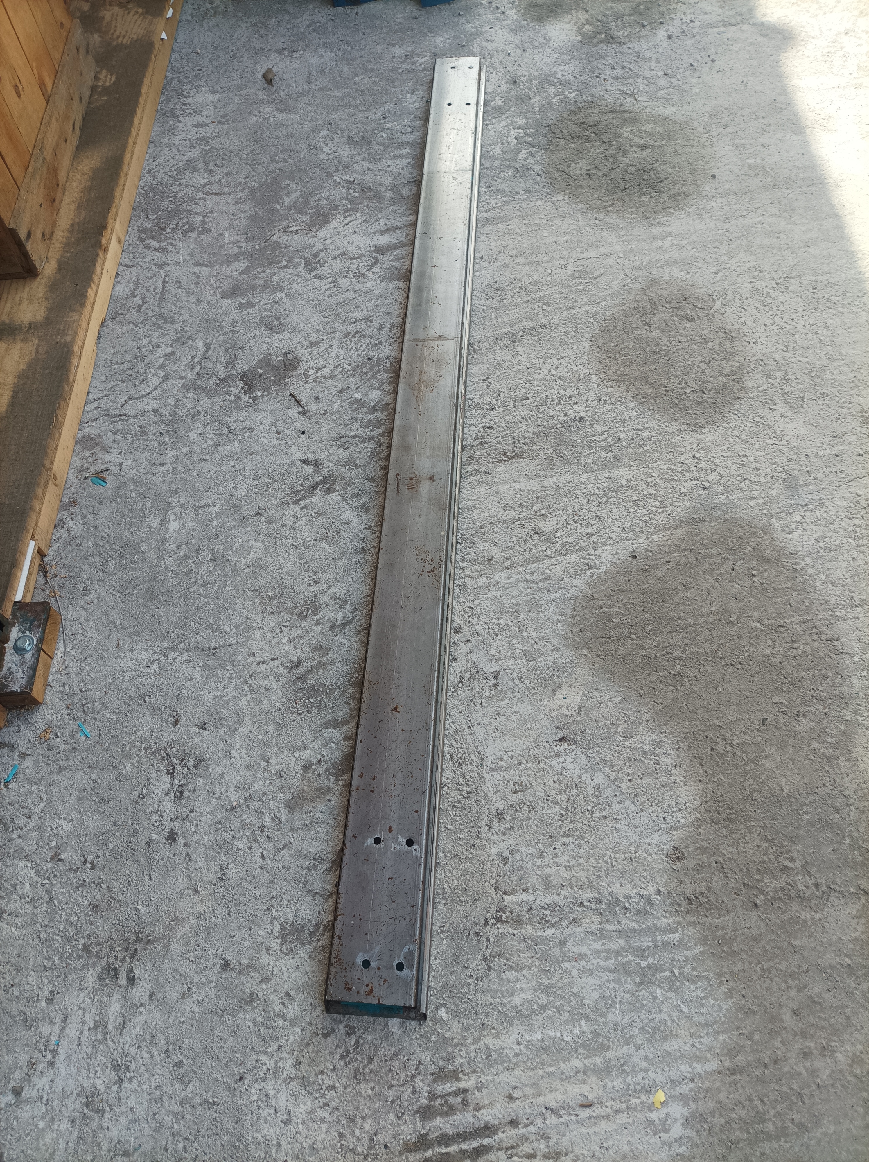 parada bus 188.5x136.7 304x409x145-164.5 (380eu.) 2u a despiece